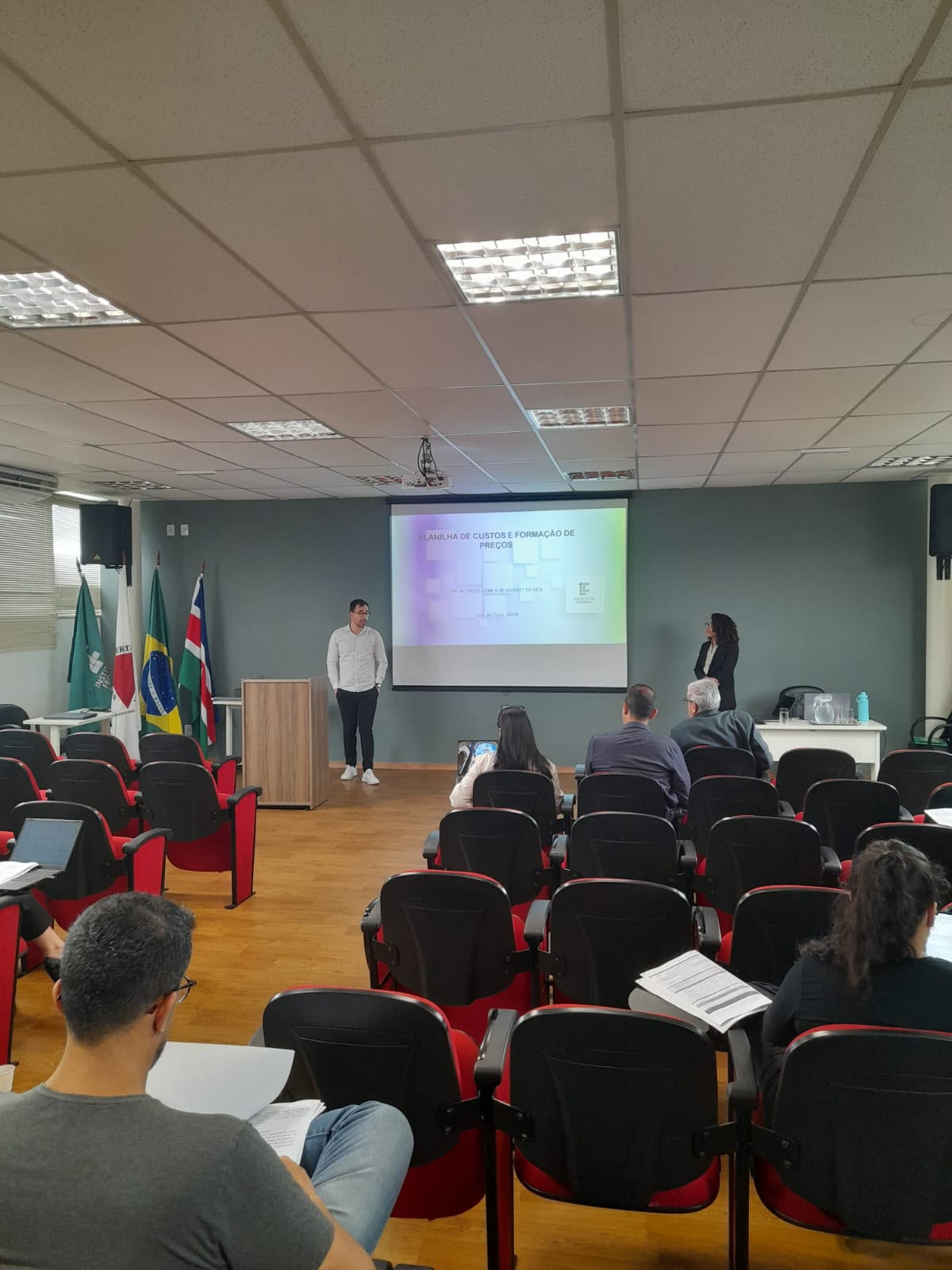 O treinamento foi conduzido por Valdemar Alves e Lorena Medeiros servidores do IFSjpeg