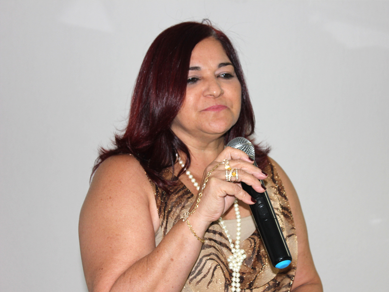 Foto 2 26-03-15 ok - Ruth Sales - pró-reitora de Pesquisa e Extensão