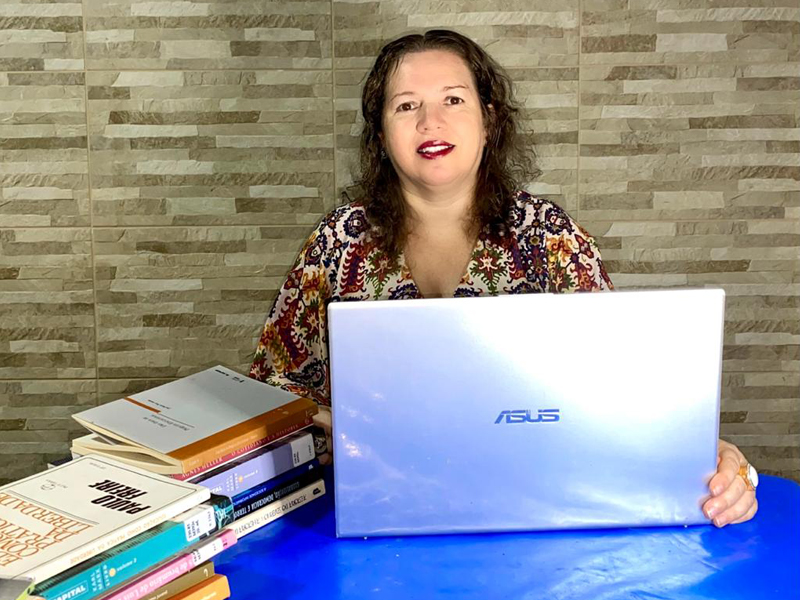 Elza Ferreira ocupar o cargo de diretora me enche menos de orgulho e mais de responsabilidade