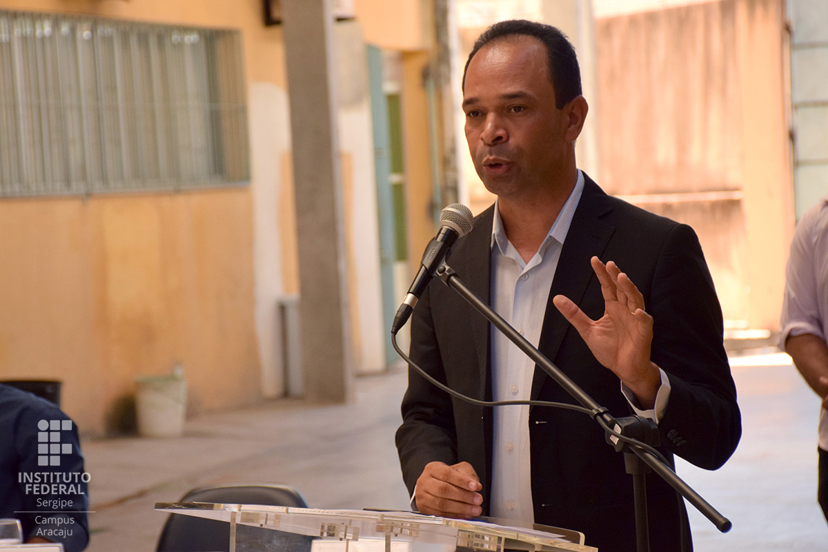 DSC 0142 b marca dagua